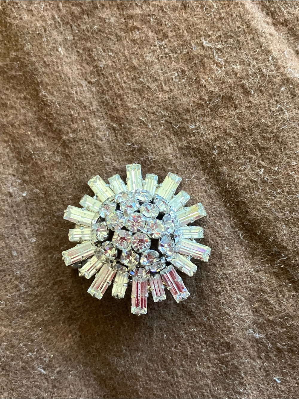 Crystal Burst Women's Brooch - Clear Rhinestone Fashion Pin